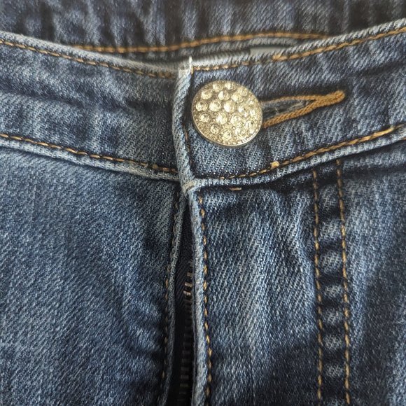 Women's Jennifer Lopez Size 20W Boot Leg Jeans with Rhinestone Button Stretch - Picture 2 of 6